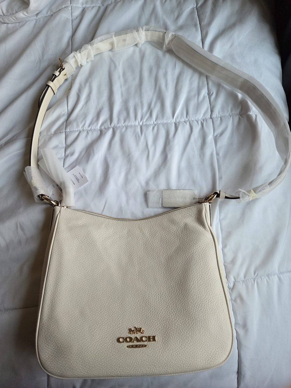 NWT!!! Coach Ellie Crossbody Pebble Leather File Bag (Chalk) - 2023